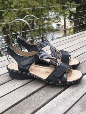 Remonte strappy leather sandals